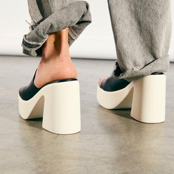 Free People Black and Cream Heeled Mules - Picture 2 of 7